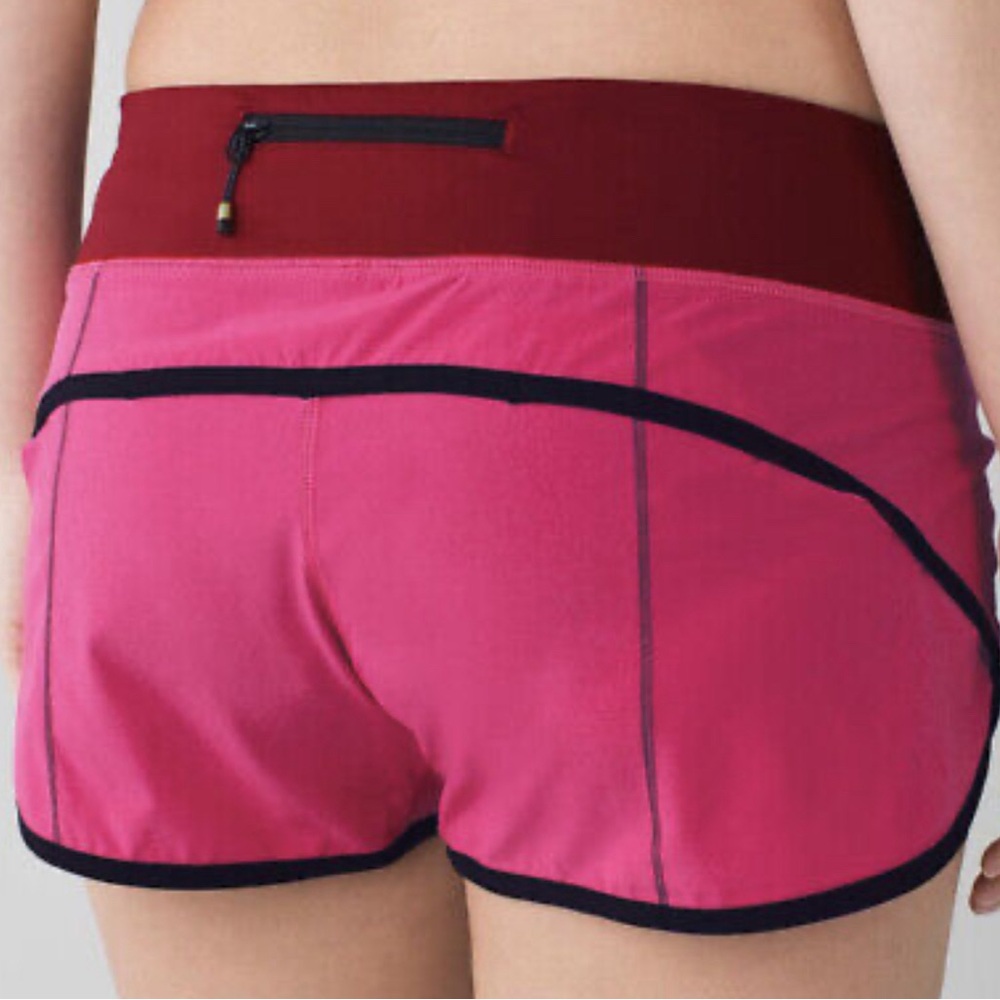 Lululemon Speed Up Short 2.5" Women's 6 Magenta Swift Fabric Run Gym Nylon NICE✅